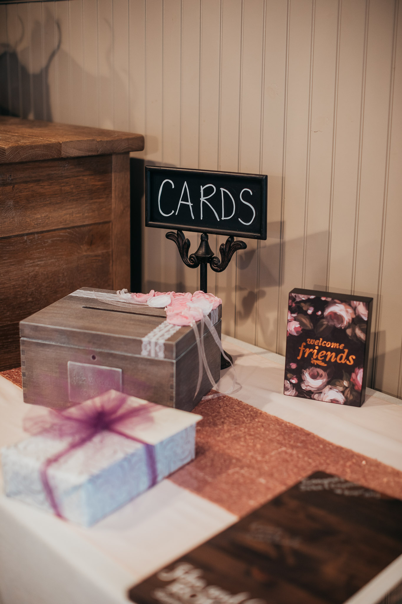 A table with cards and presents on it
